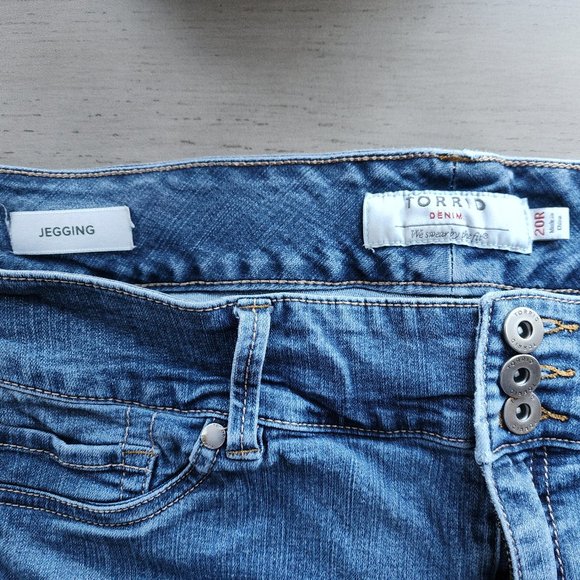 Torrid Jeggings Size 20R - Picture 3 of 8